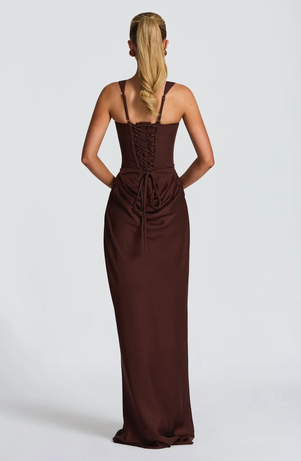Brown Pleated Evening Dress – Elegant Sleeveless Slim Fit Formal Dress