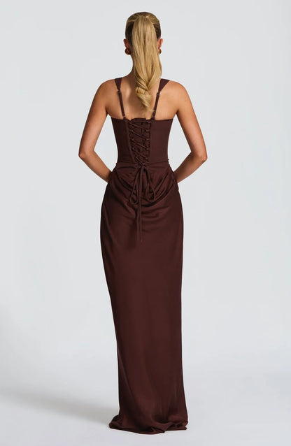 Brown Pleated Evening Dress – Elegant Sleeveless Slim Fit Formal Dress